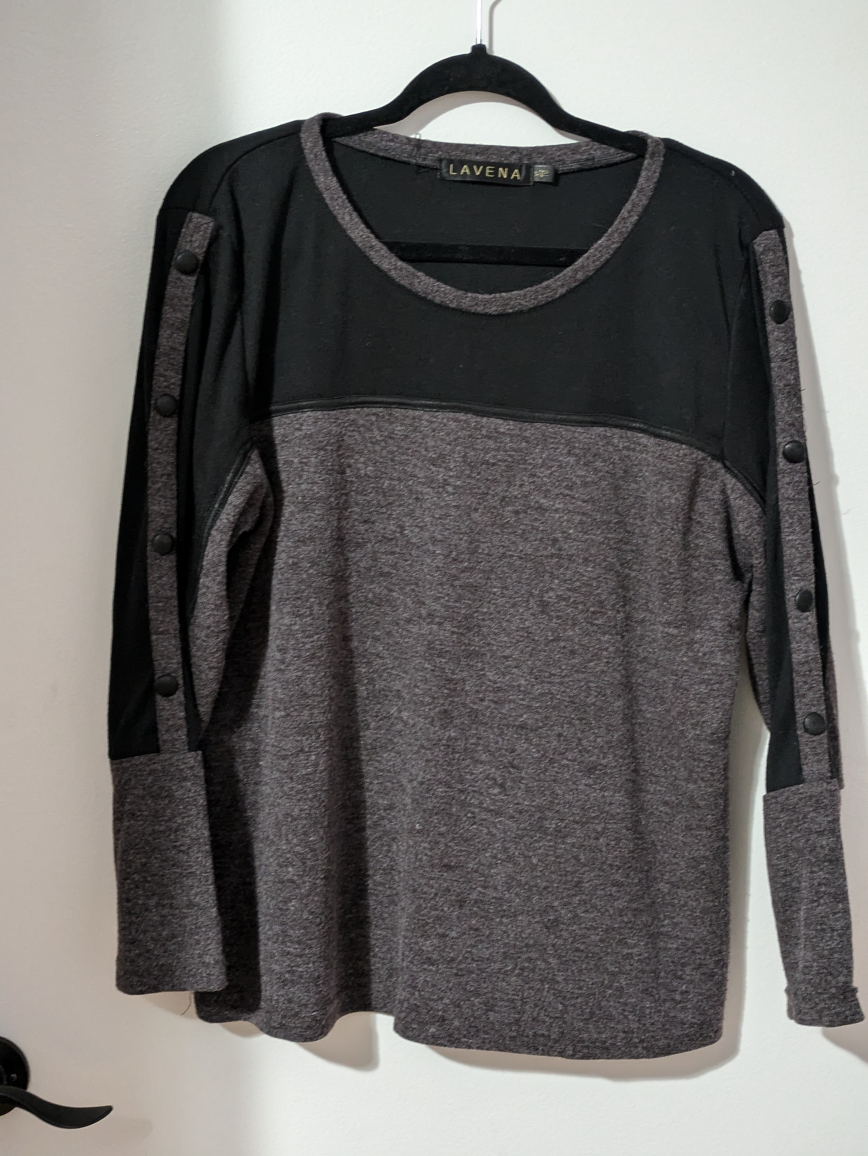 Black and Brownish Grey Knit Top