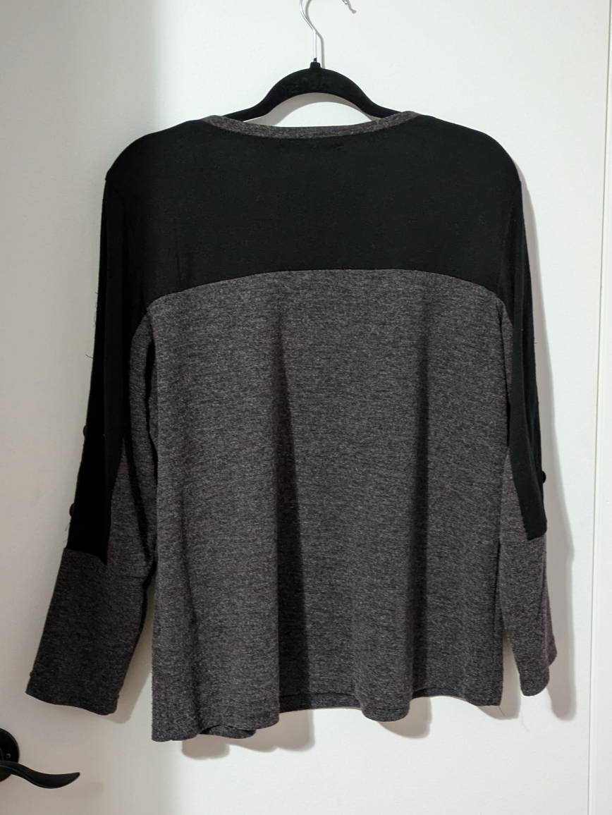 Black and Brownish Grey Knit Top - photo 3