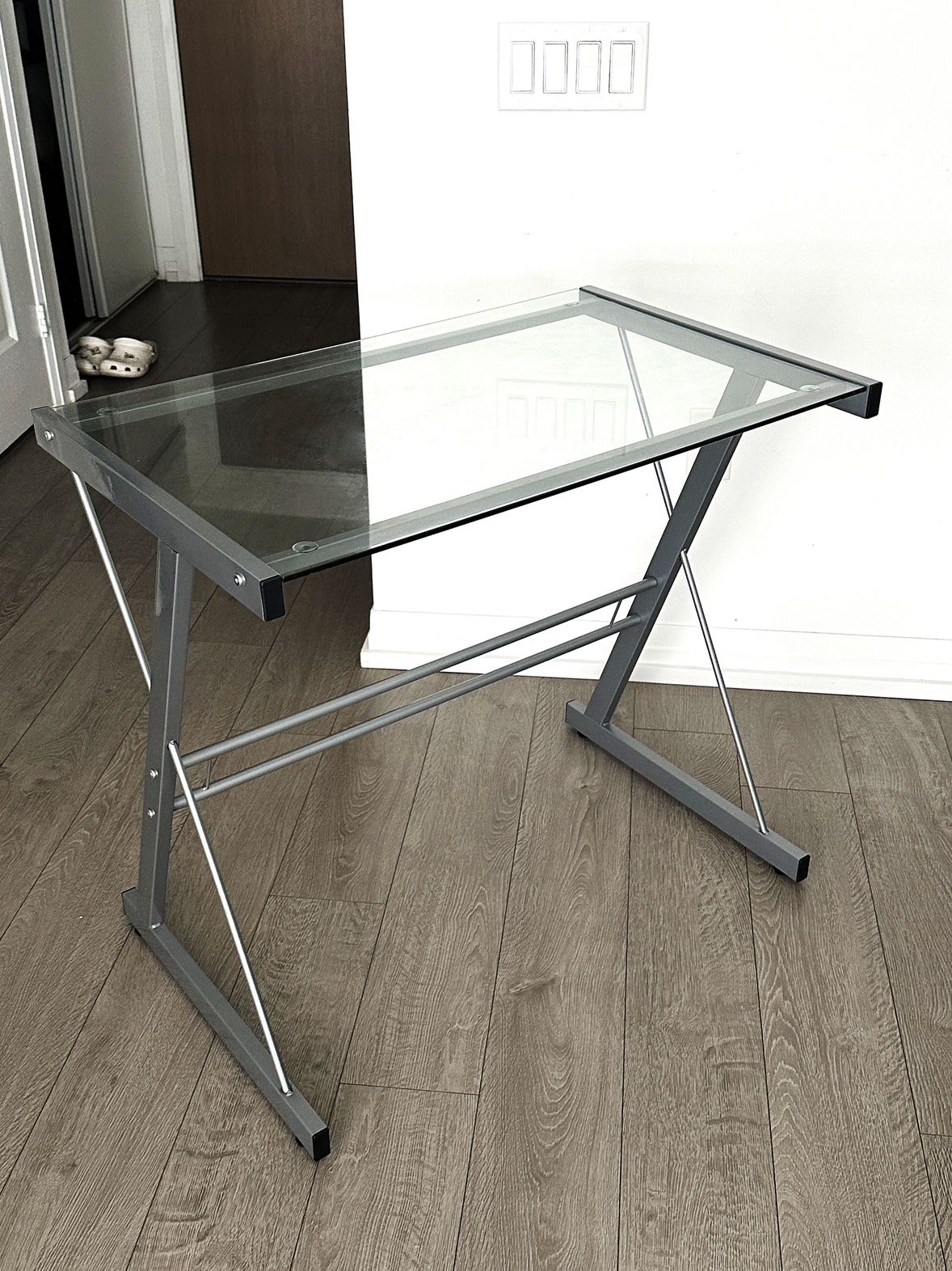 Study Desks (One left)(Moving Sale!) - photo 4