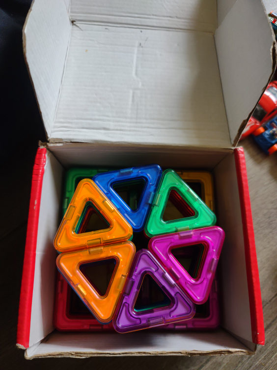 Lego, magnetic blocks, and toys image indicator(2)