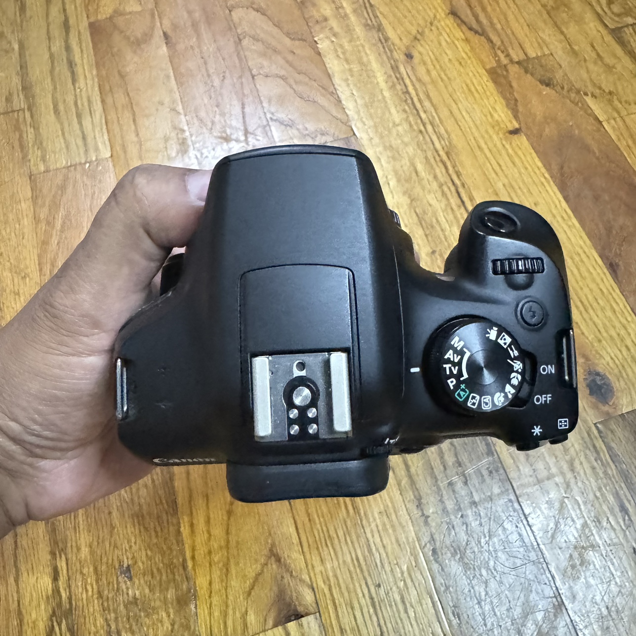 Canon t6 body only - photo 3