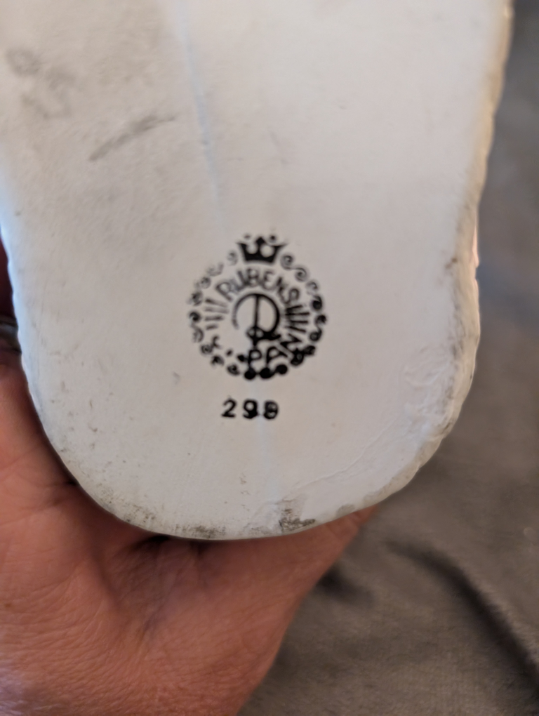 VINTAGE Planter Pink Baby in Baby Bootie Rubens Japan ⚽ image indicator(6)