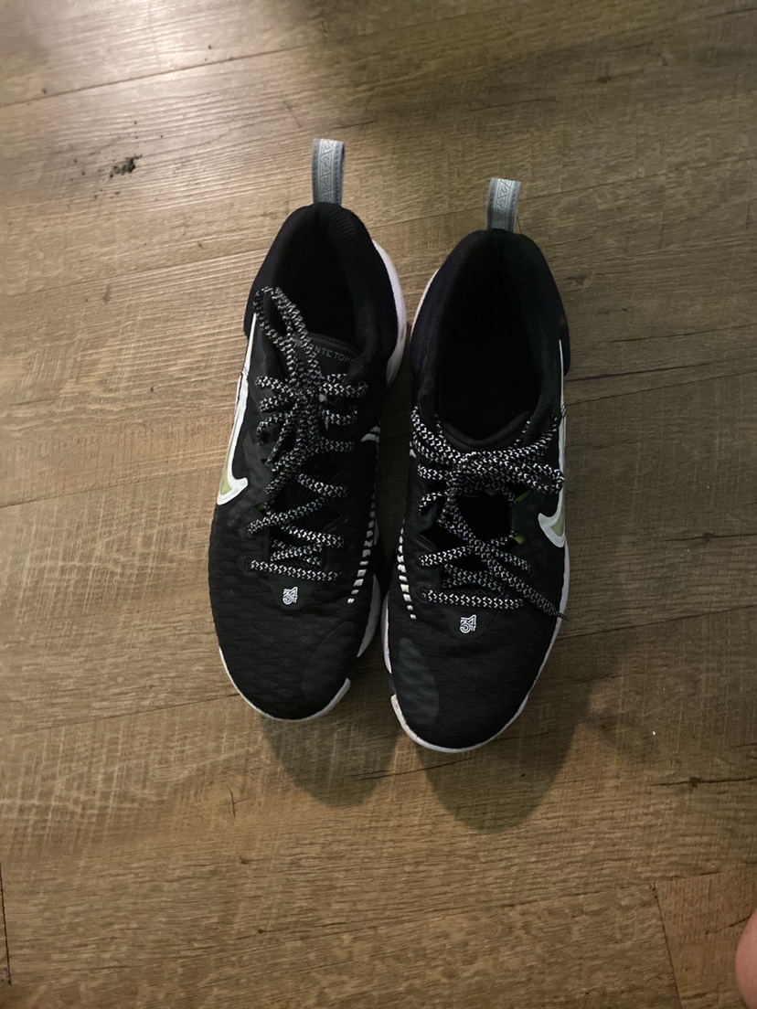 Gianni’s immortality basketball shoes size 10.5 - photo 2
