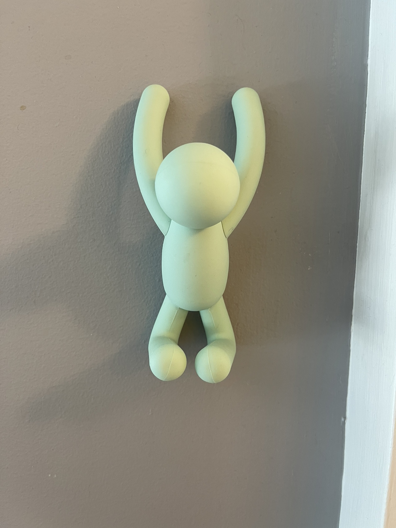 Umbra wall hooks image indicator(3)