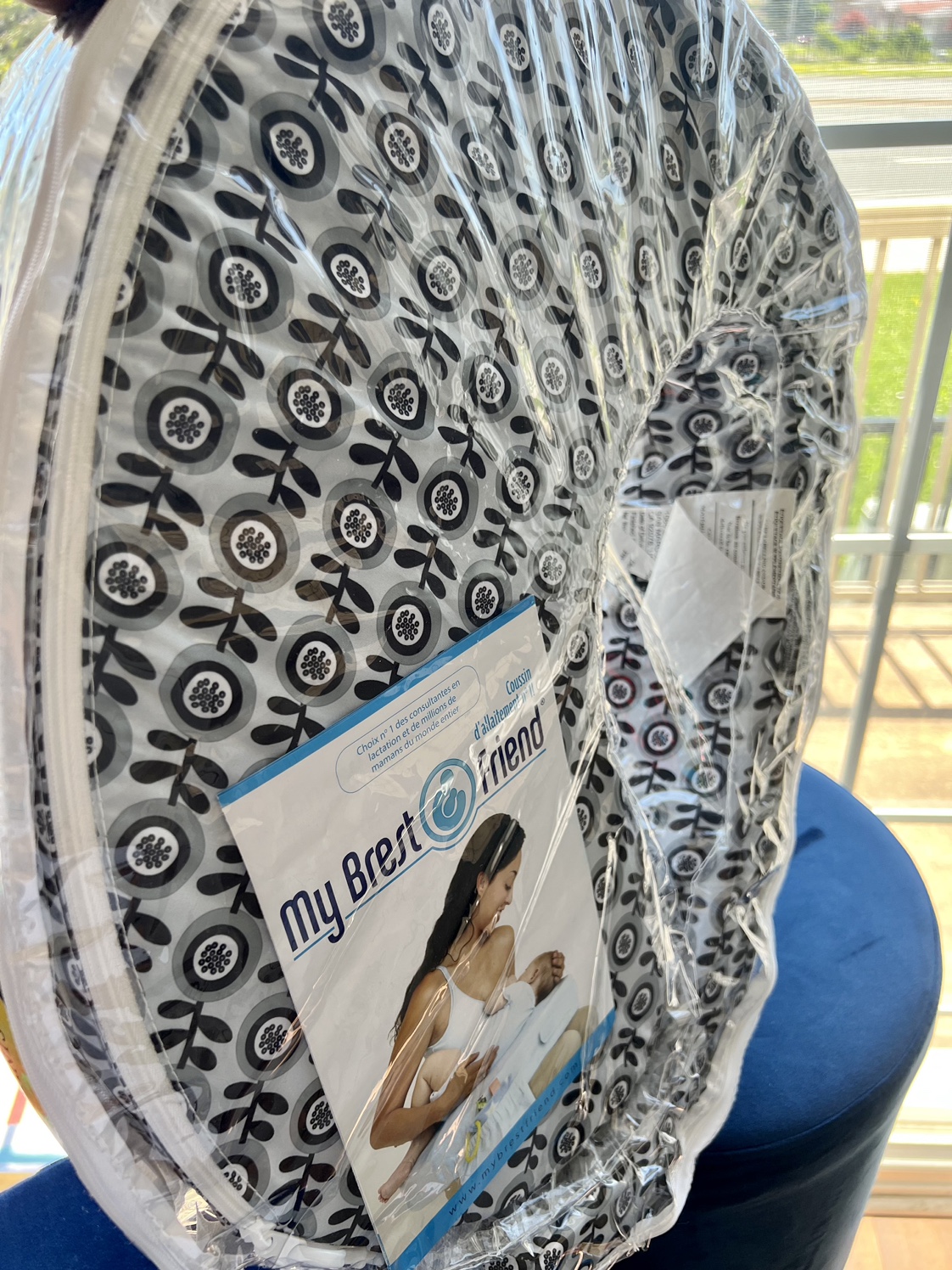 Nursing/Feeding Pillow - photo 4