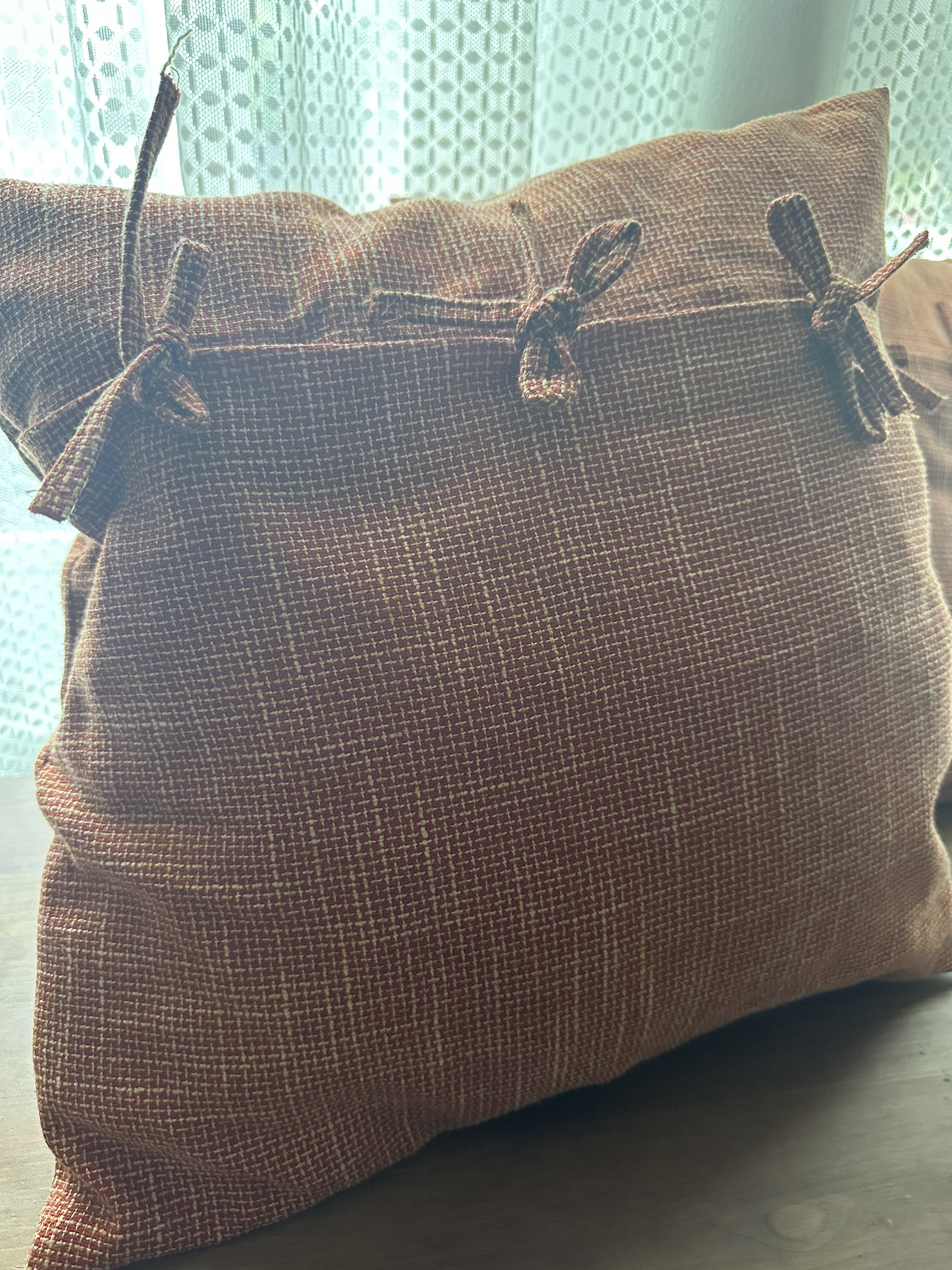 2 Decorative pillows for sale - photo 4