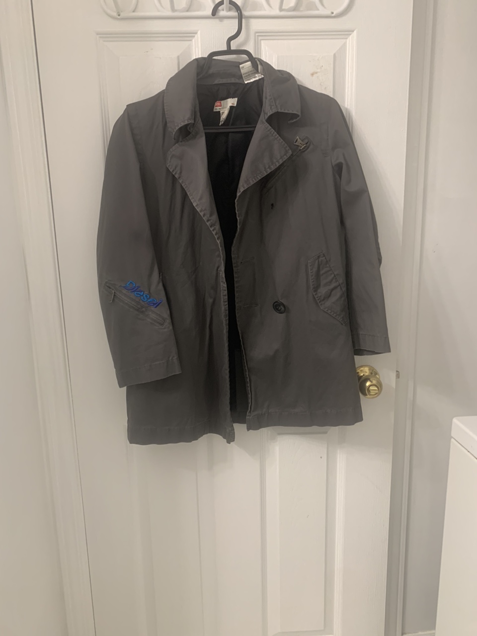 Gray blazer thumbnail