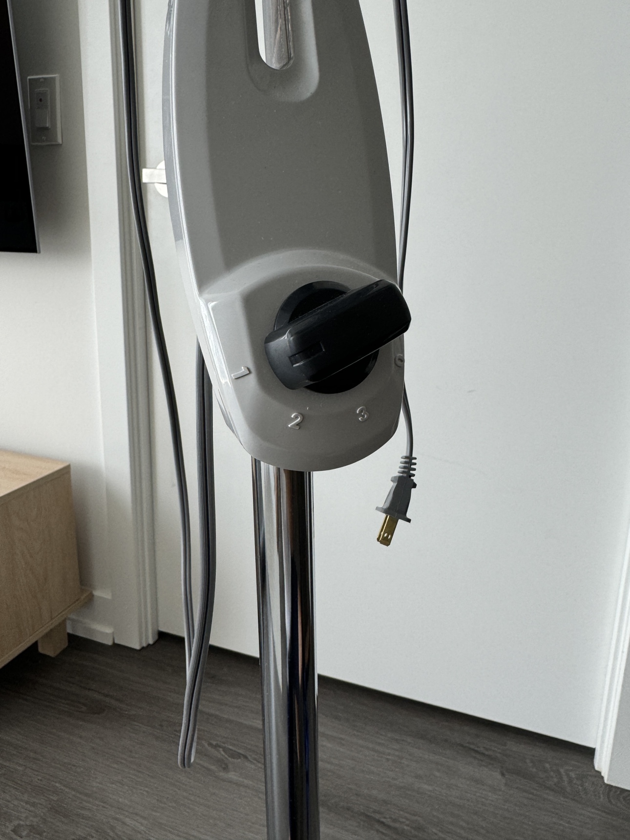 Navia 16” Pedestal Fan image indicator(3)