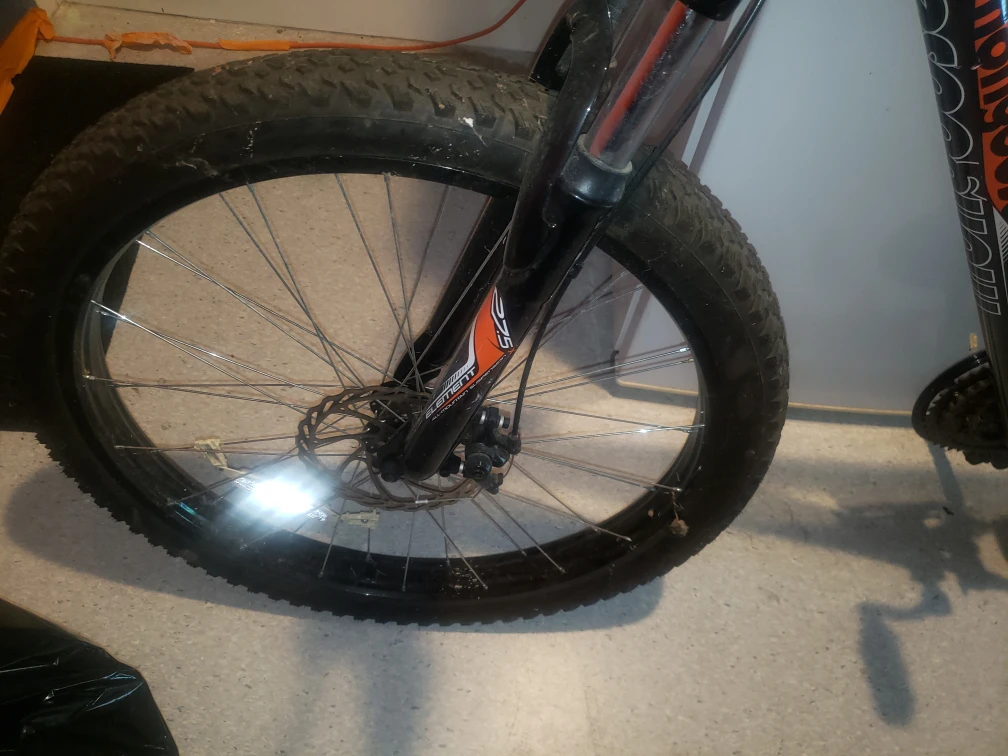 mongoose terrex mountain bike image indicator(2)