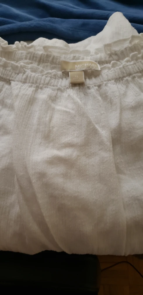 MK summer overshoulders top image indicator(2)