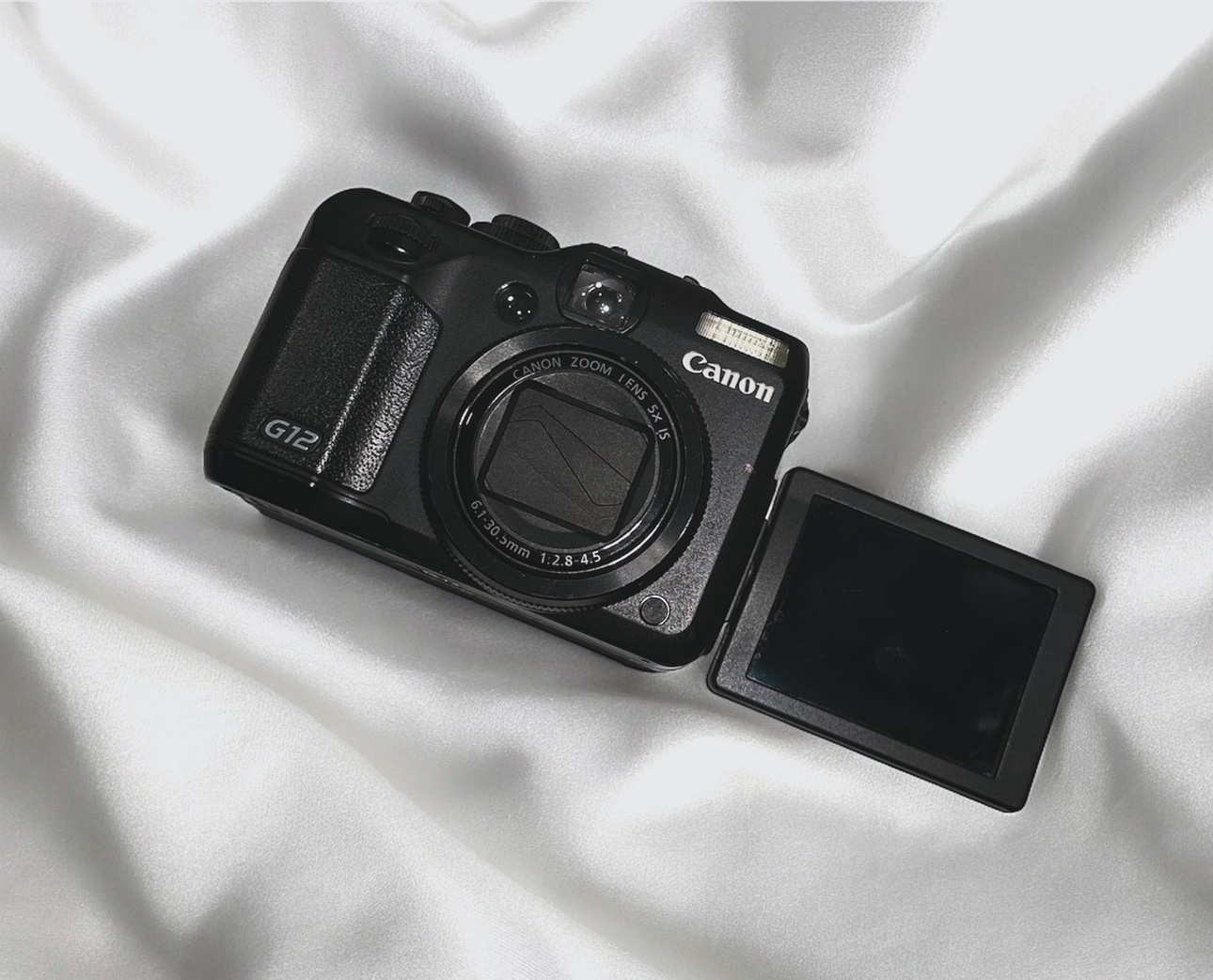 Canon PowerShot G12 Digital Camera thumbnail