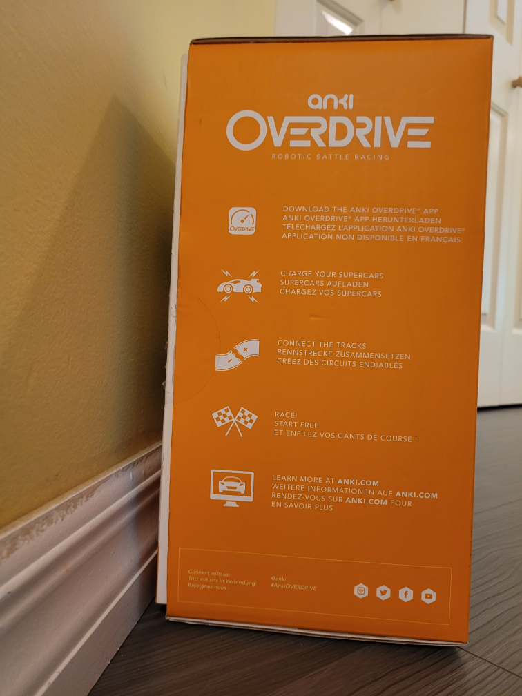 BUNDLE - Anki Overdrive Robotic Battle Racing Starter Kit image indicator(6)