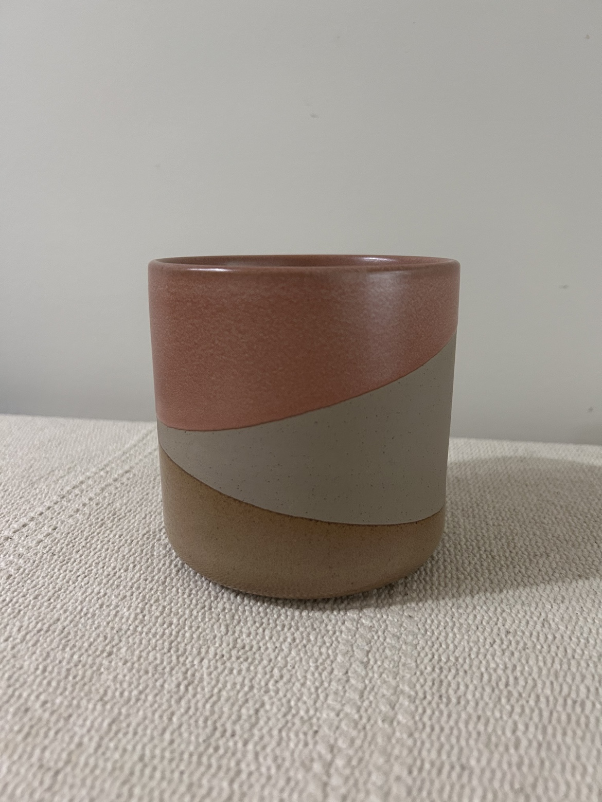 Ceramic plant pot