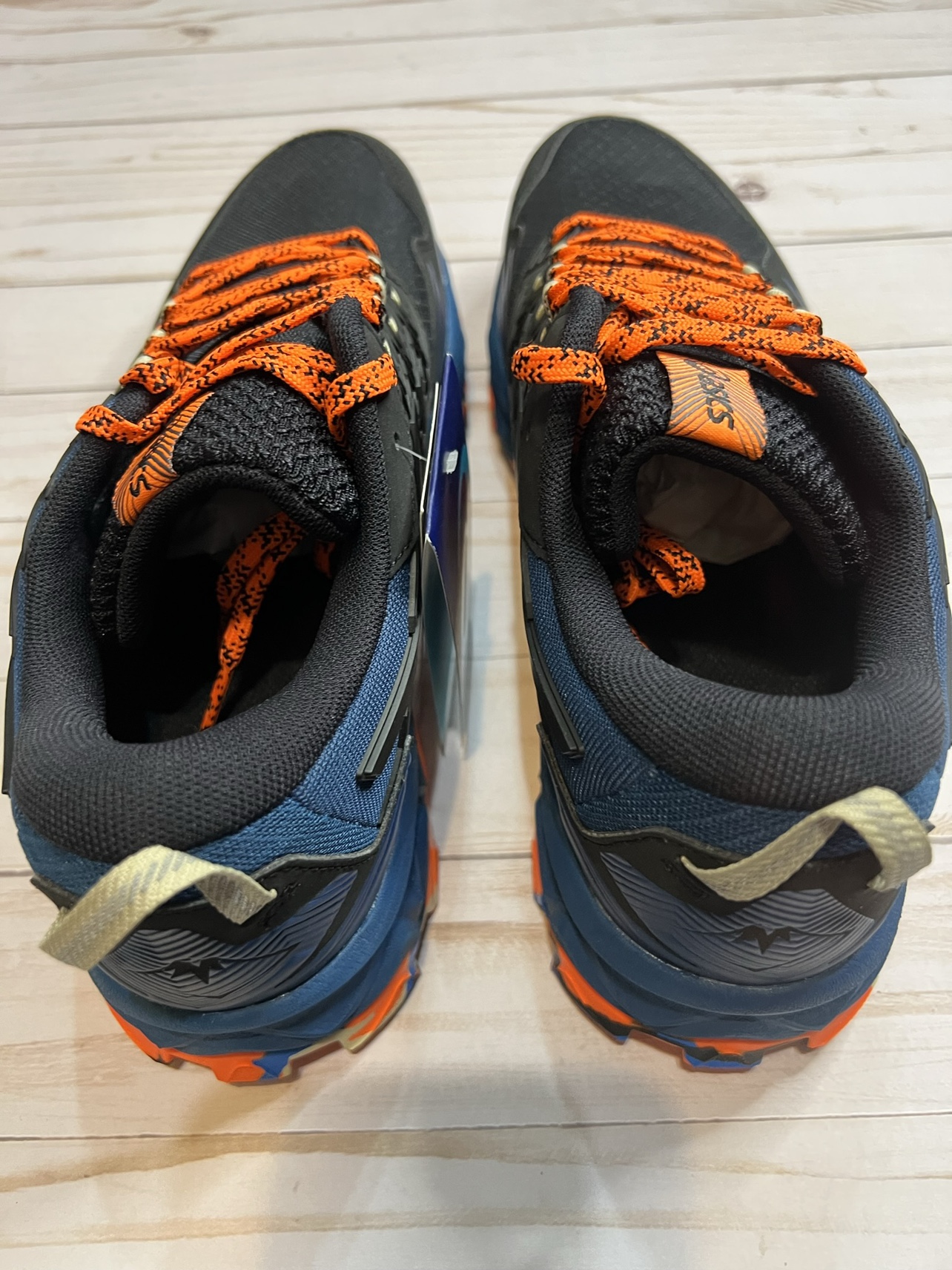 New Asics Trail Running Shoes Size 10 - photo 4