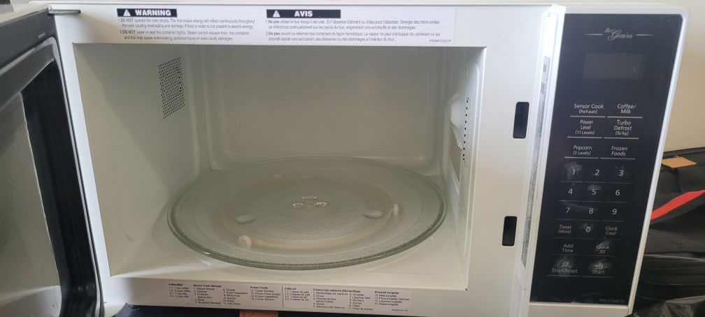 microwave in good condition - photo 2