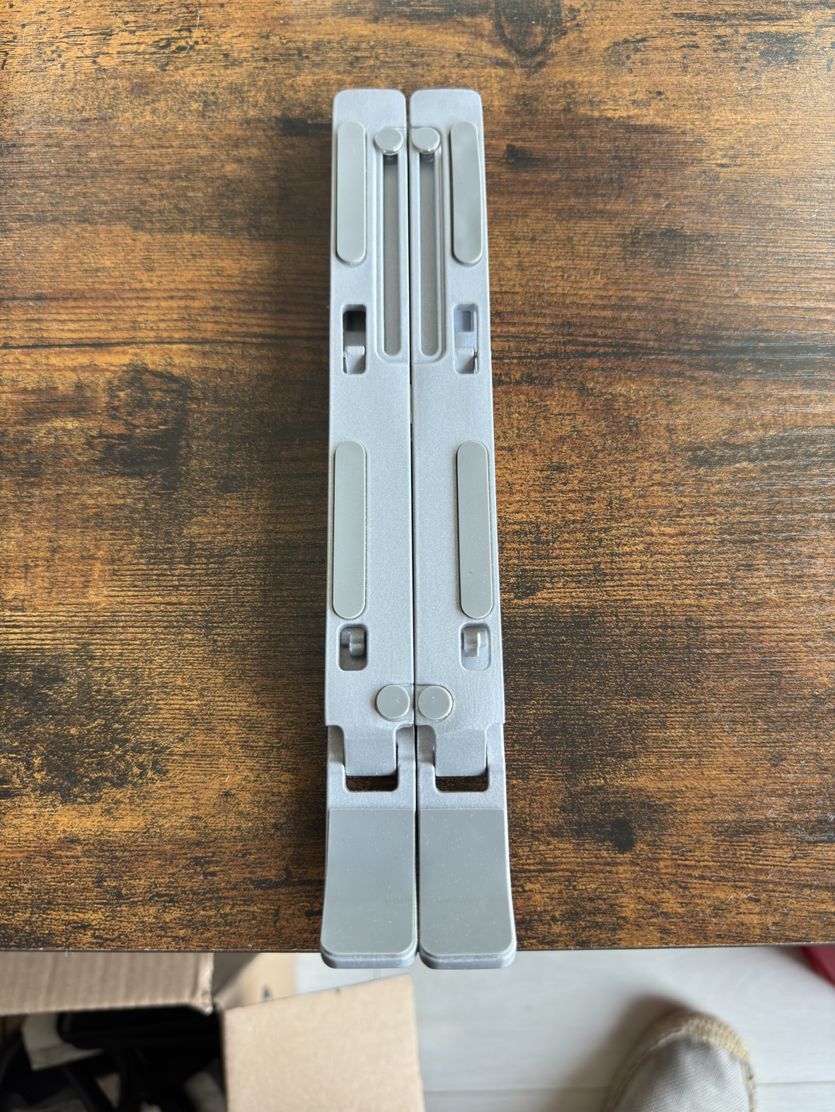 Laptop riser image indicator(2)