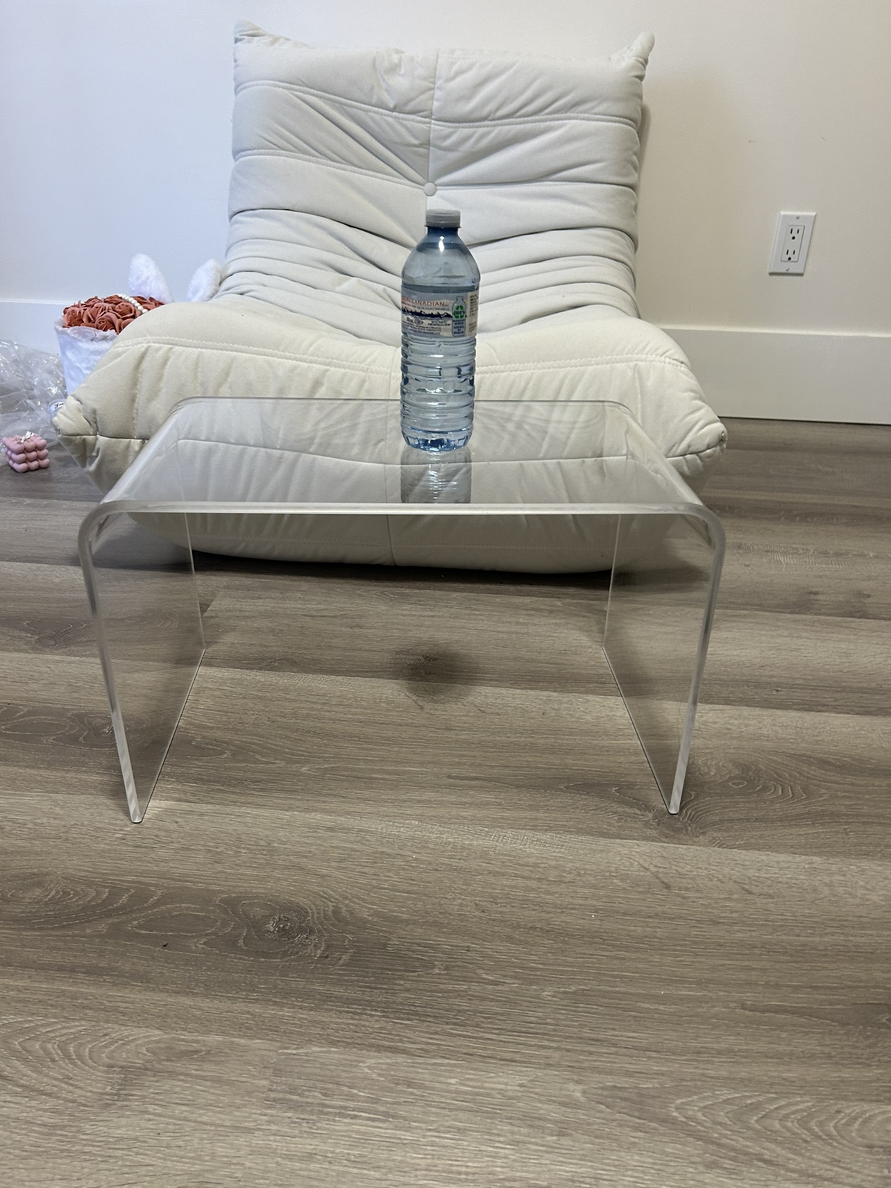 Acrylic Coffee Table, C-Shaped Clear Acrylic End Table - photo 5
