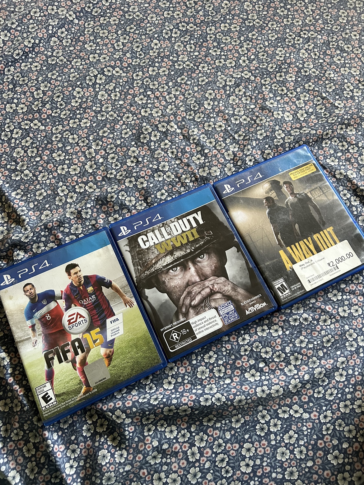 PS4 games for sale! image indicator(4)