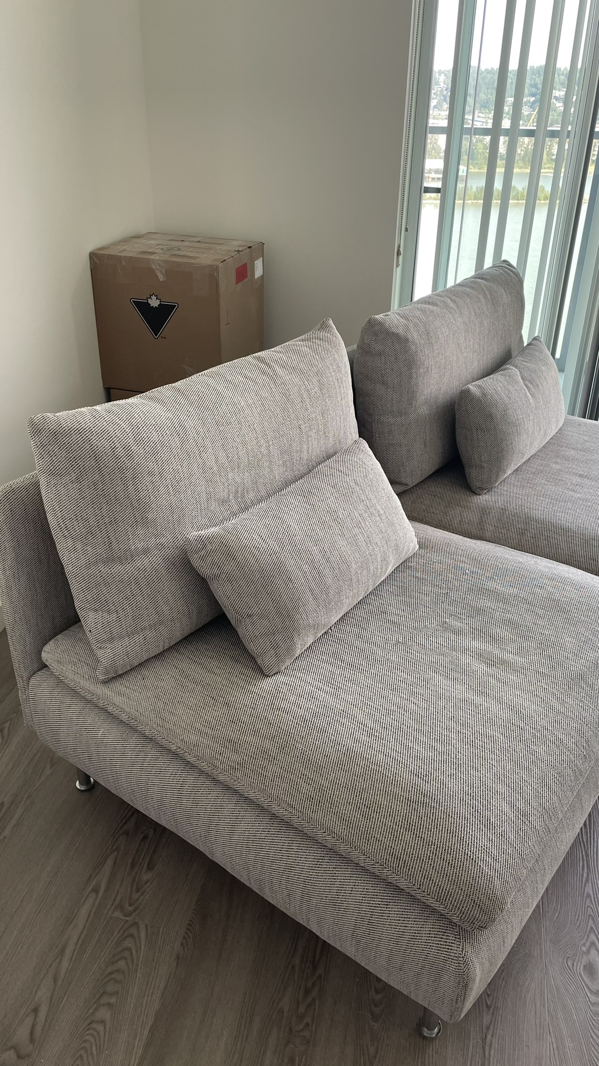 Comfy Sofa ** Oportunitty** - photo 2