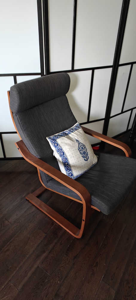 IKEA Poang Chair image indicator(2)