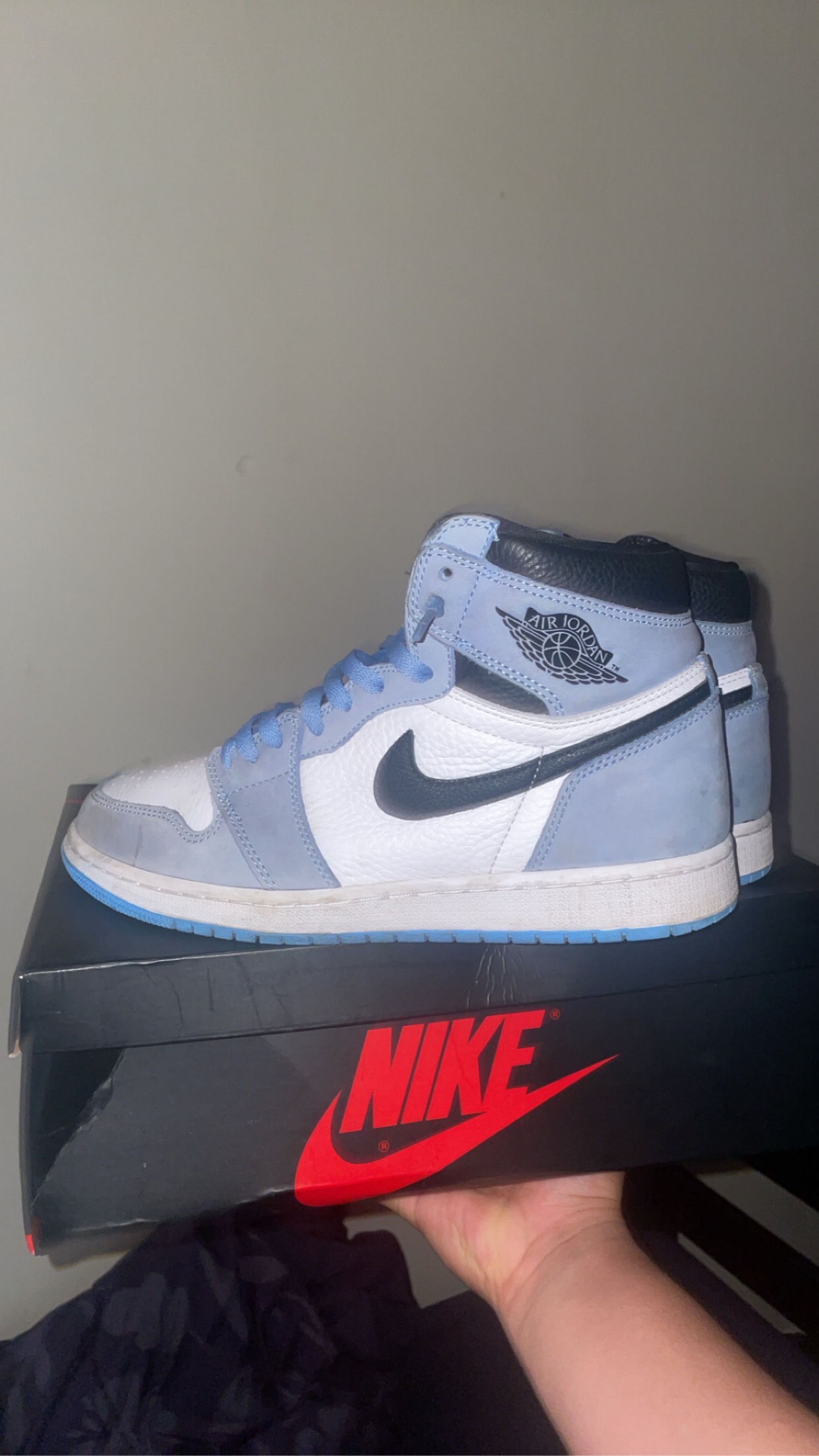 Jordan one university blues(real)
