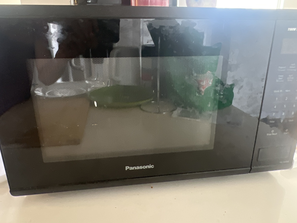 Panasonic Microwave - photo 2