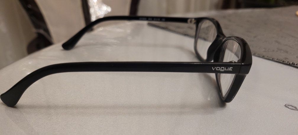 Vogue Eyeglasses - VO5053 W44 - Black image indicator(6)