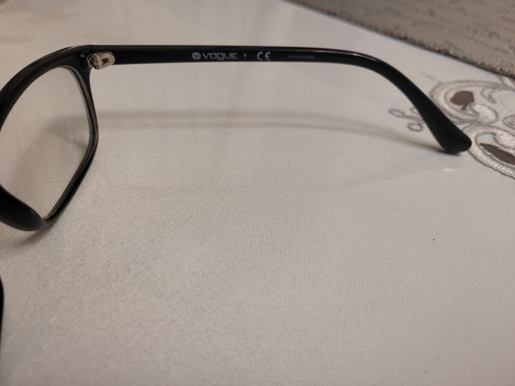 Vogue Eyeglasses - VO5053 W44 - Black image indicator(8)