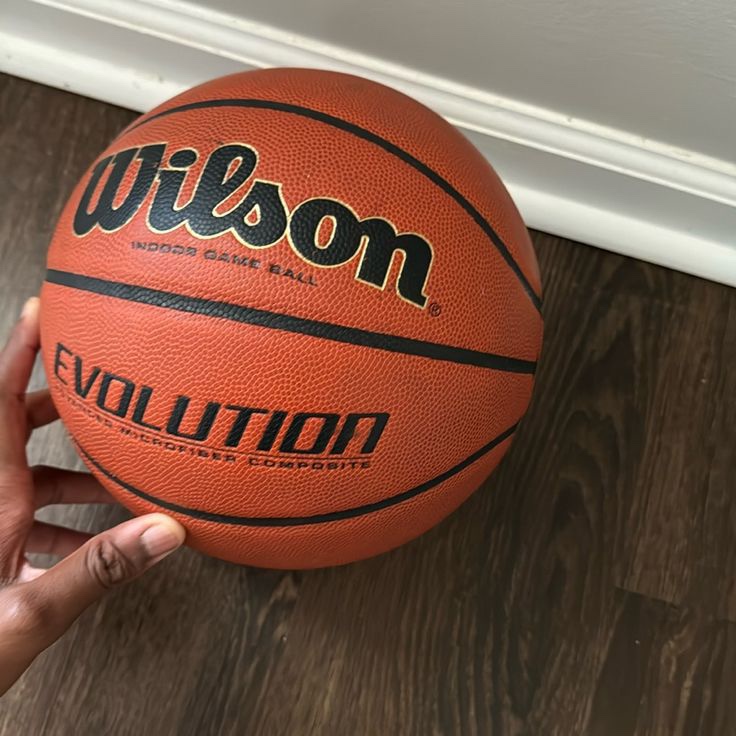 Wilson evolution ball thumbnail