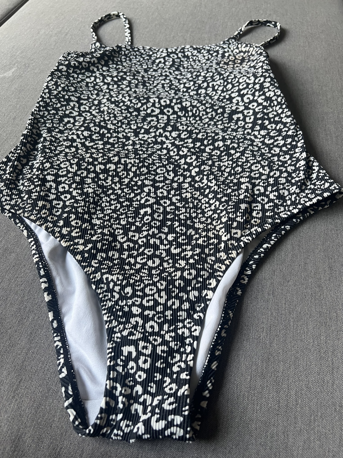 Swim suit - photo 2