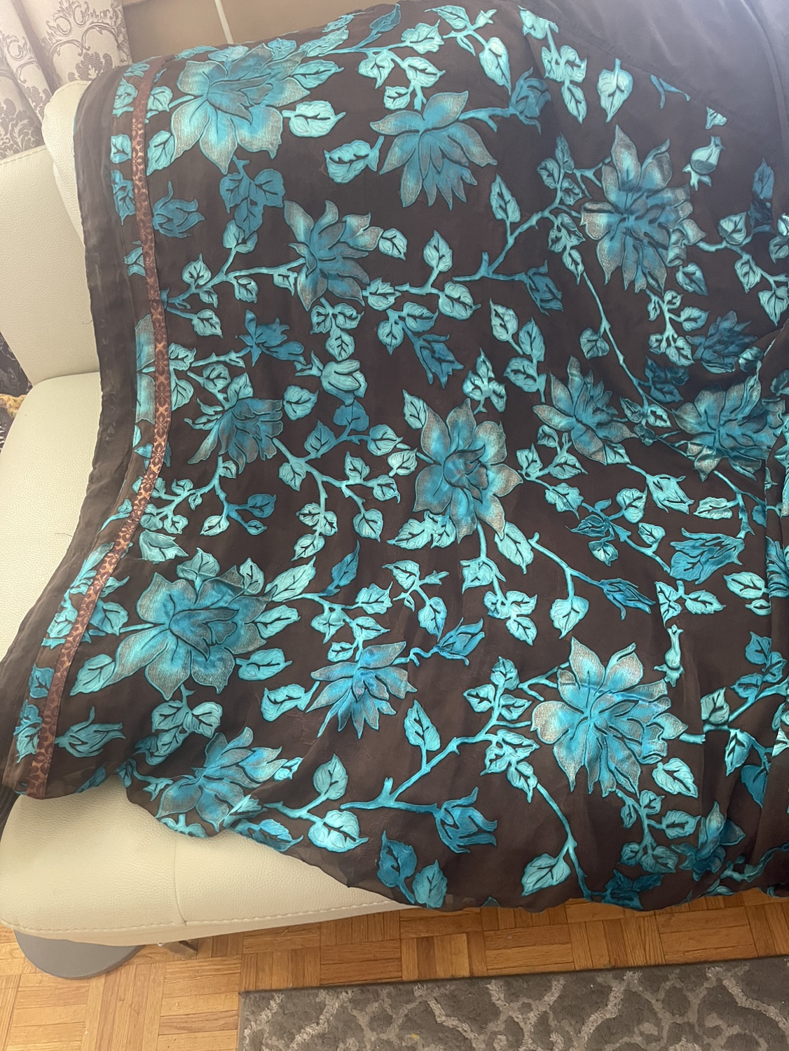 Party wear Sari image indicator(4)