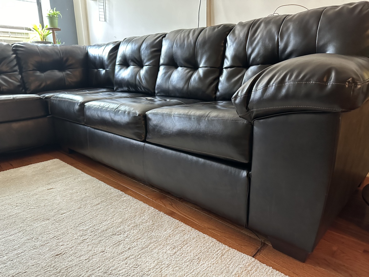 Sectional couch