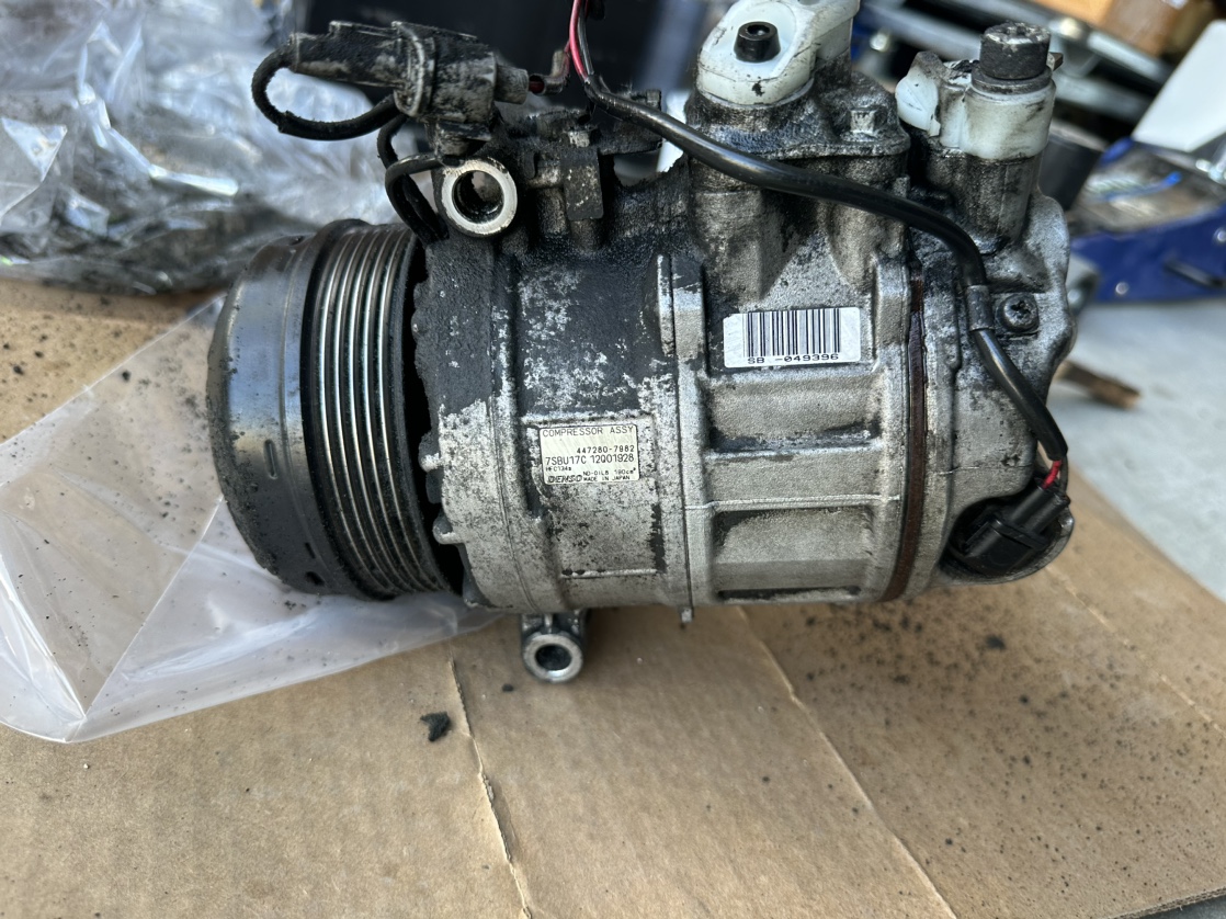 AC compressor - sprinter 2500 (2014 to 2016) - photo 3