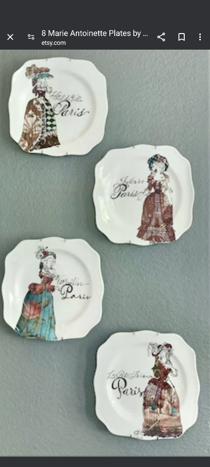 Marie Antoinette plate set