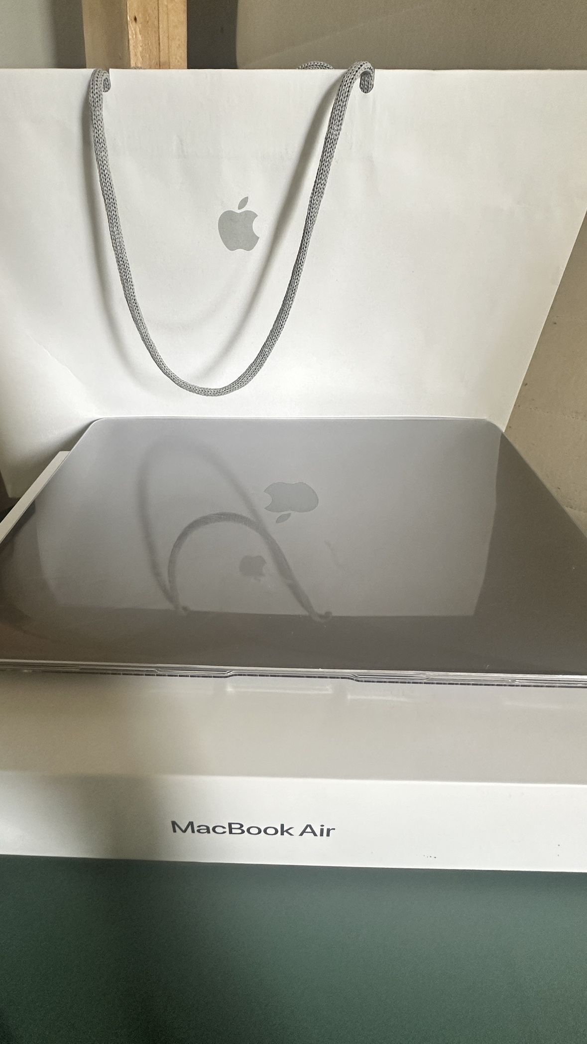 13 inch MacBook Air with M1 chip