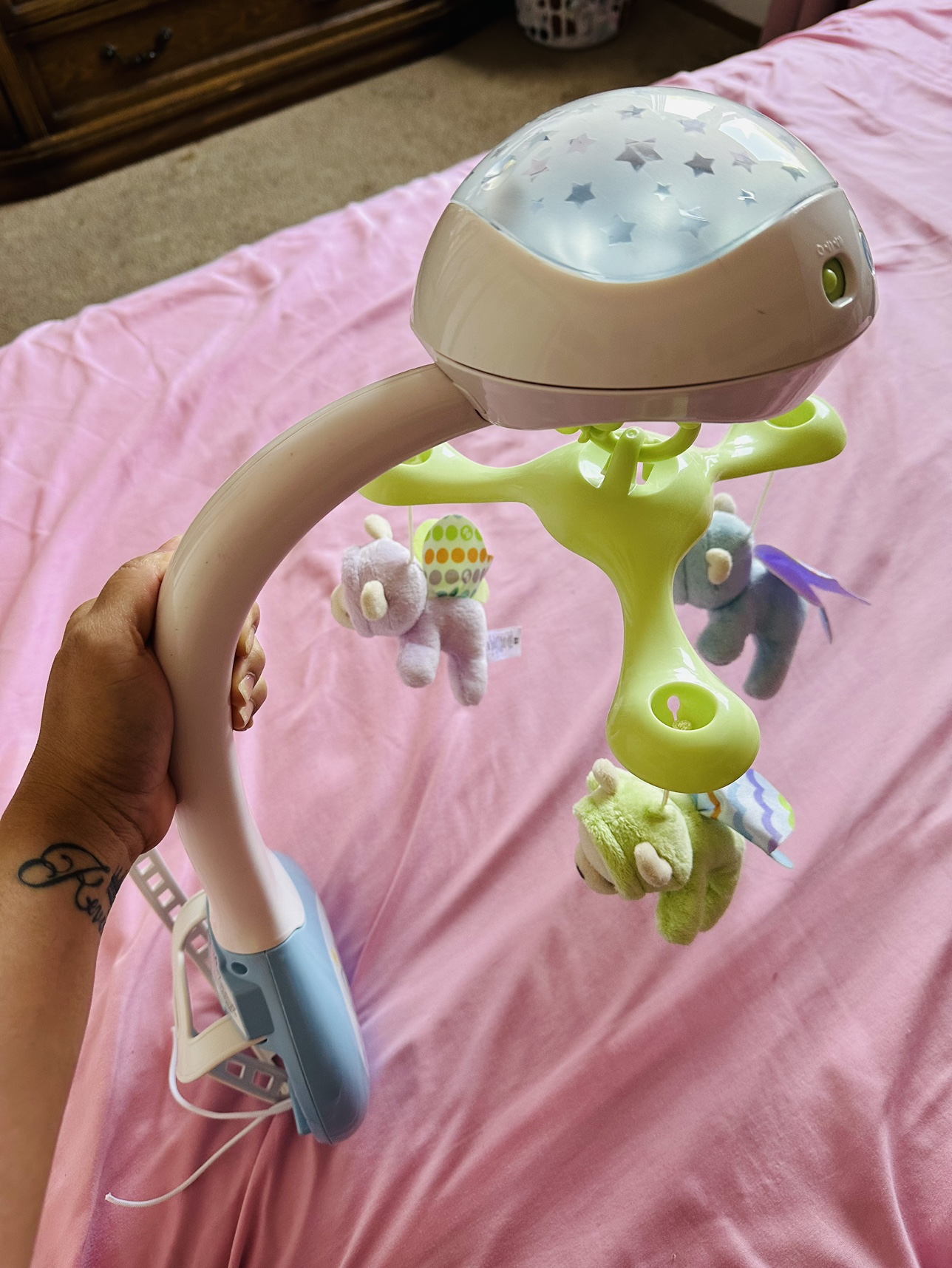 crib mobile - photo 3