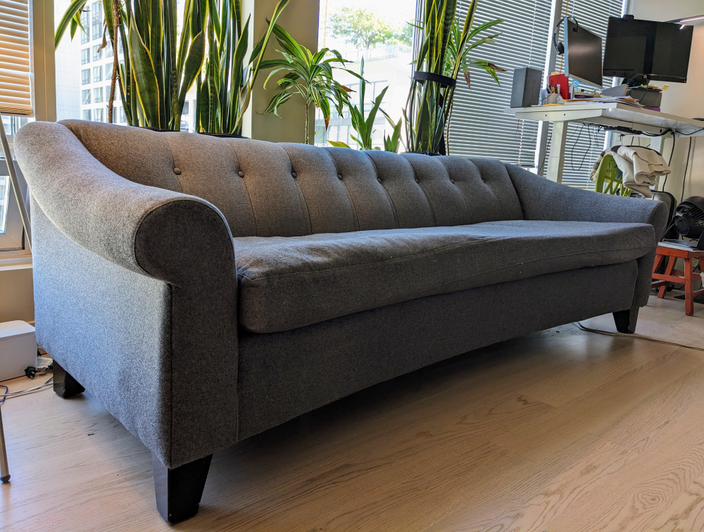 **Must move this or in the trash it goes - 60's vintage sofa - photo 5