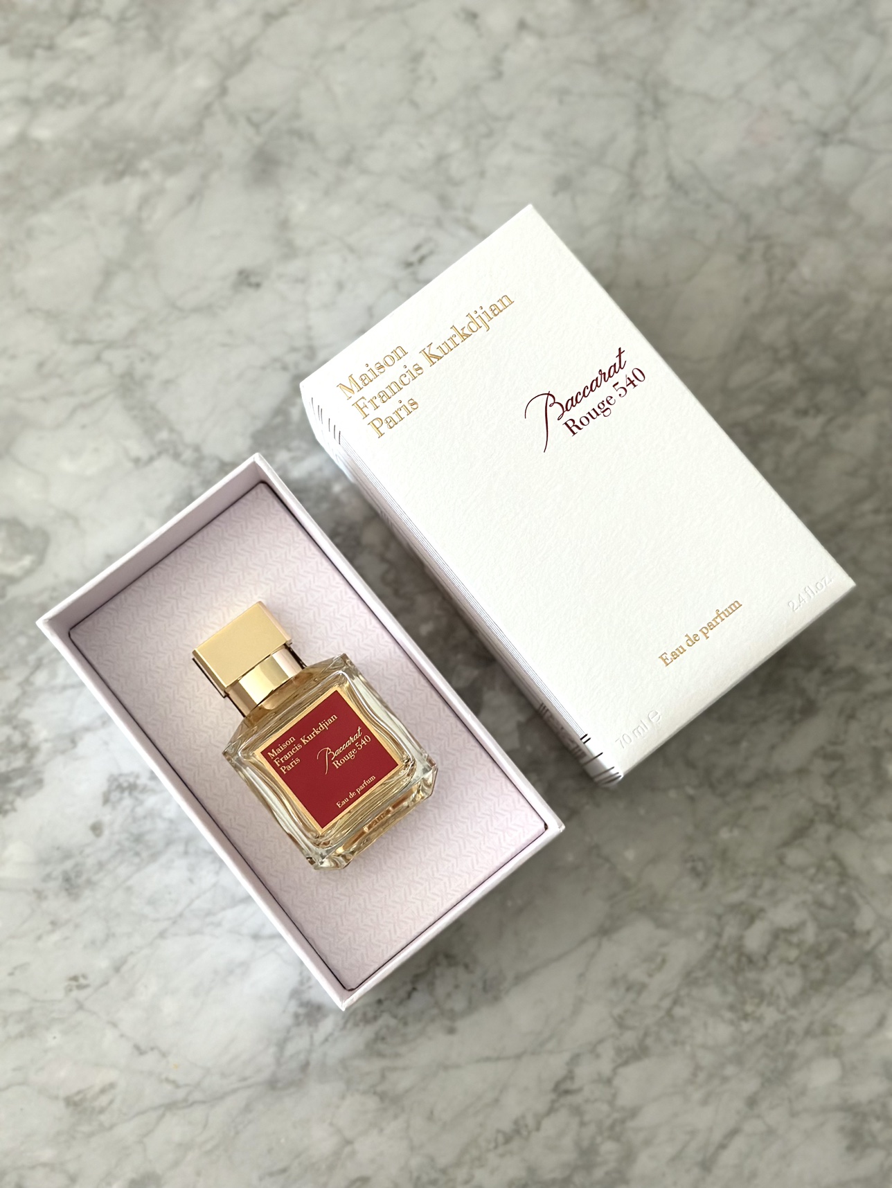 Baccarat Rouge 540 Eau de Parfum thumbnail
