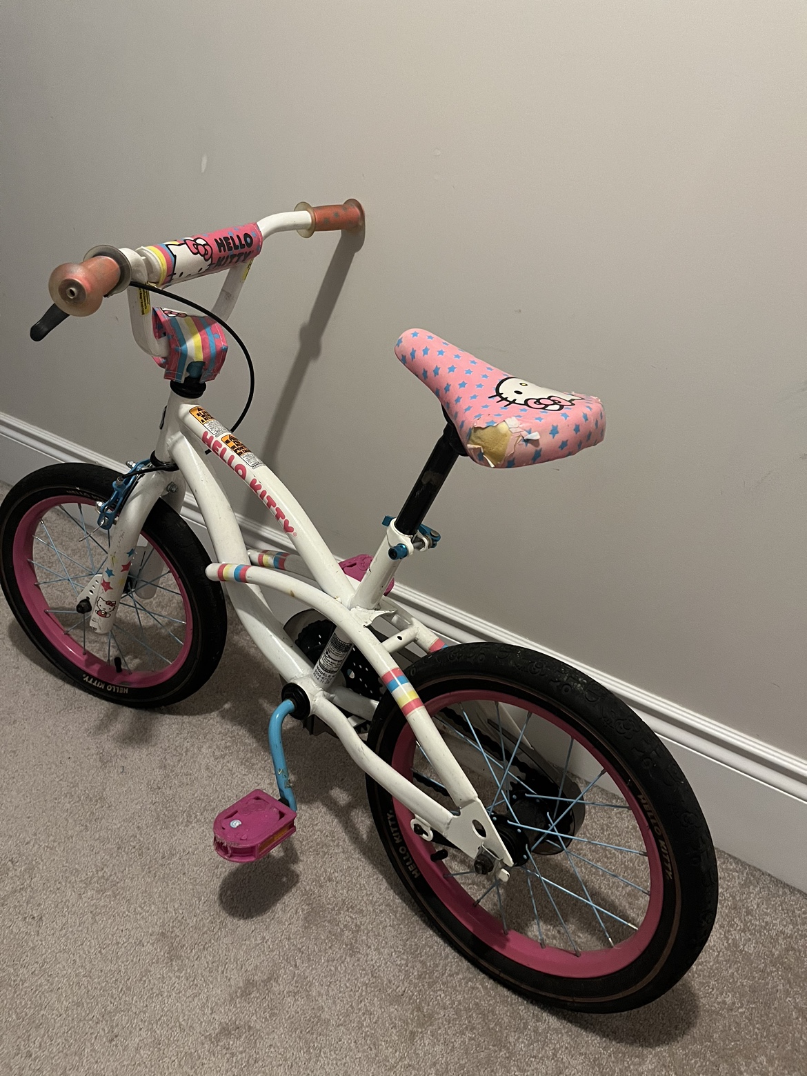 Hello Kitty Bicycle 16” wheels image indicator(2)