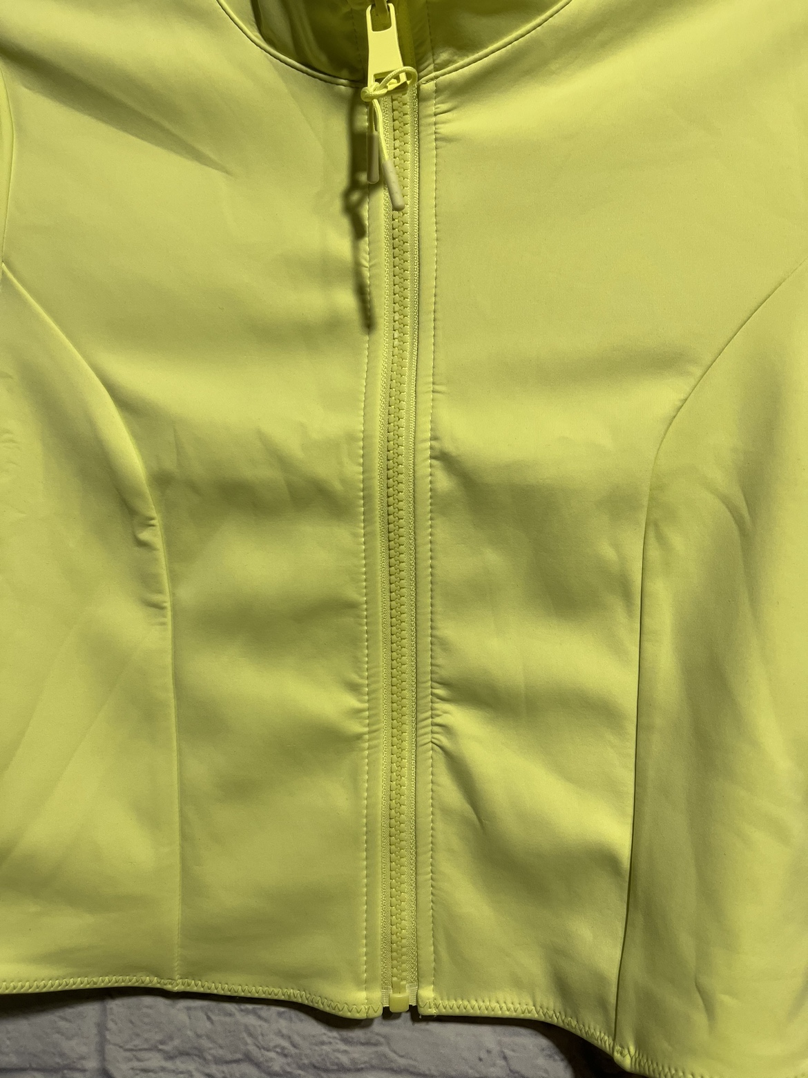 New Good American Rash Gaurd image indicator(4)