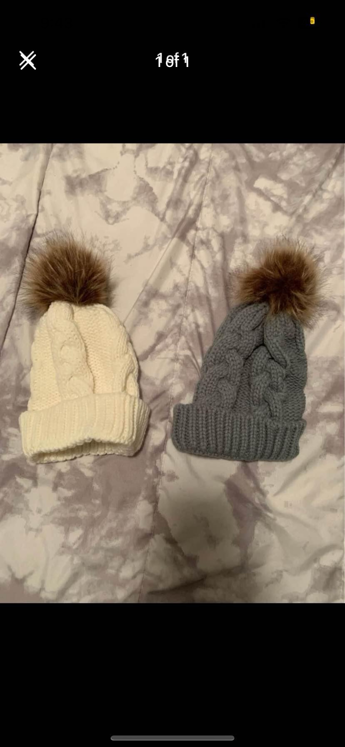 Unisex winter hats thumbnail