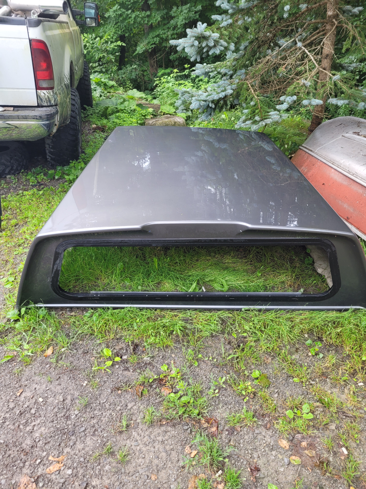 leer truck cap for F 150  200o 2013 - photo 5