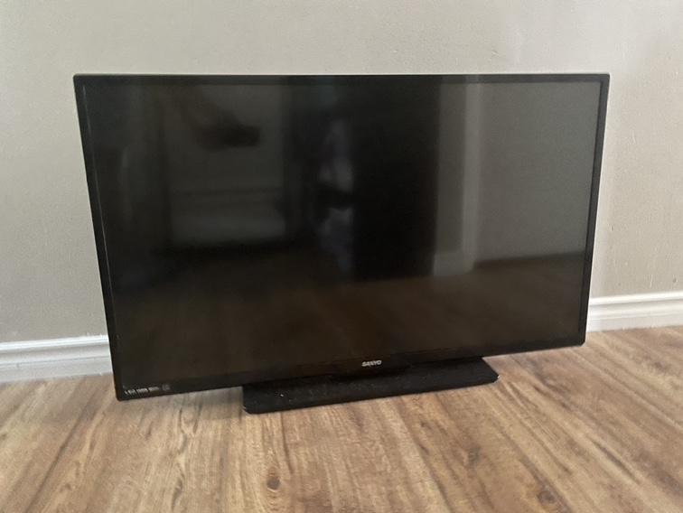 SANYO LED SMART TV - photo 3