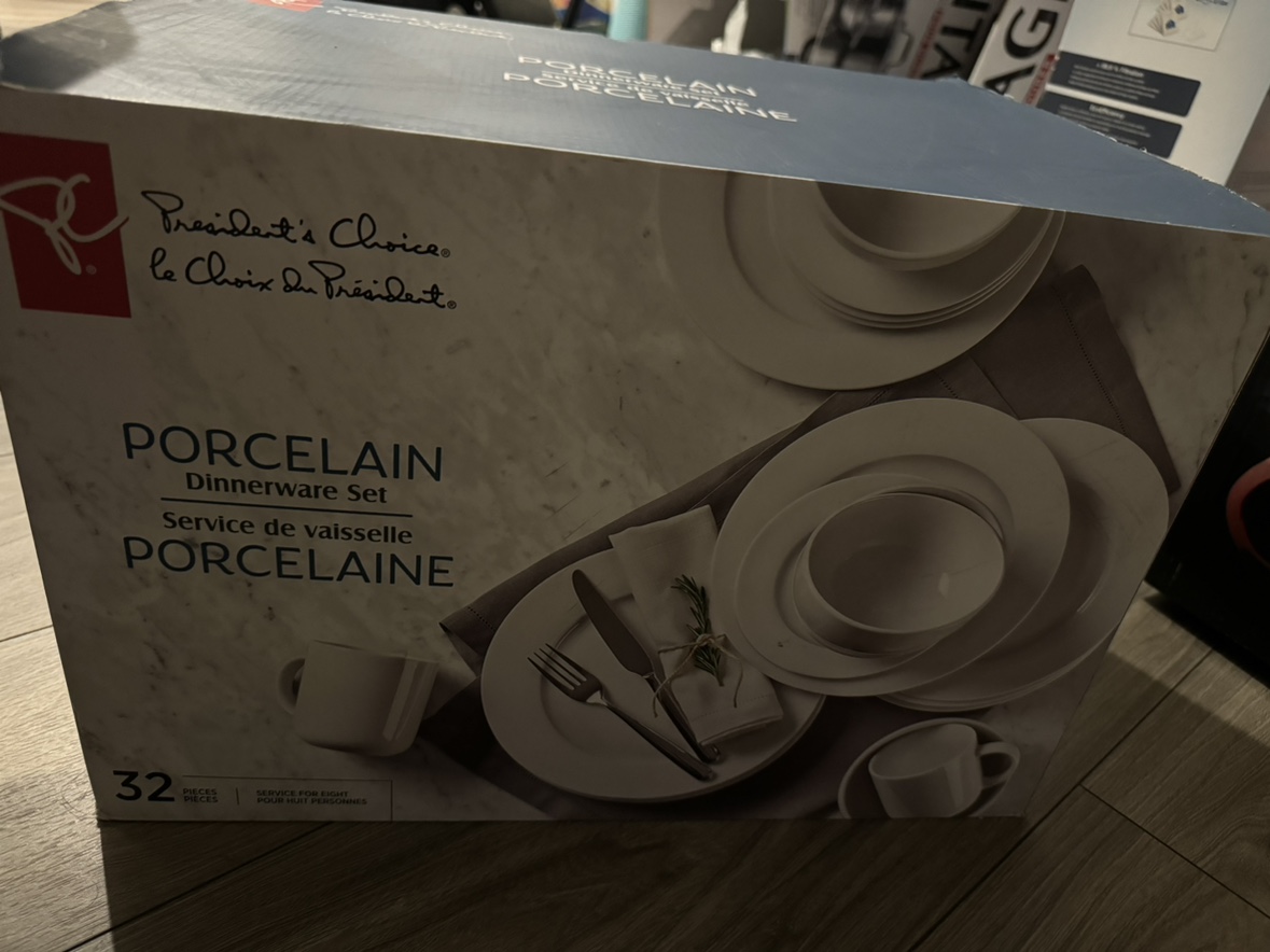 Dinnerware set (President’s Choice) - photo 4