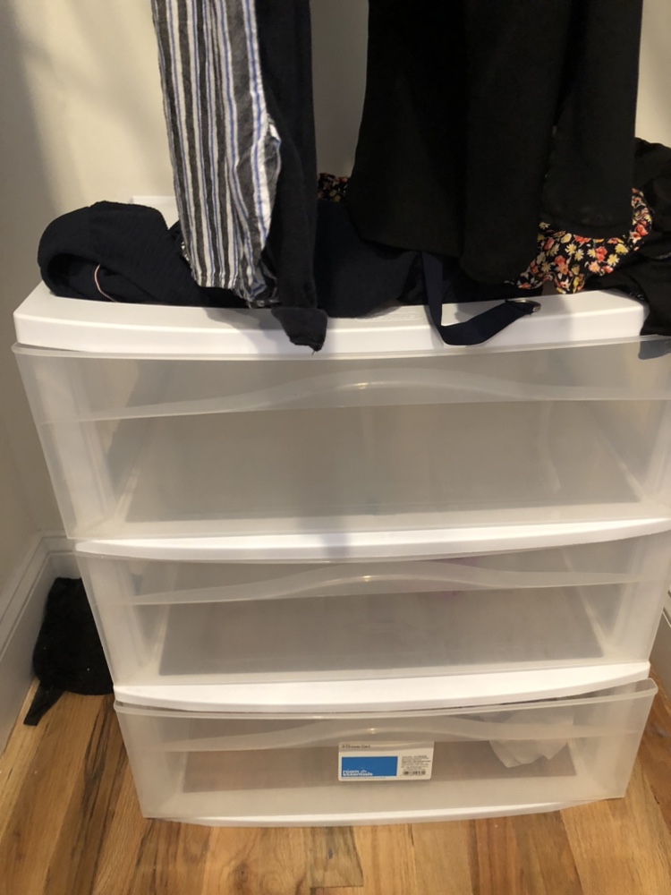 Plastic container