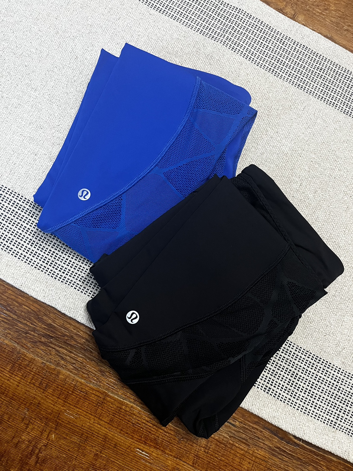 Lululemon leggings - black