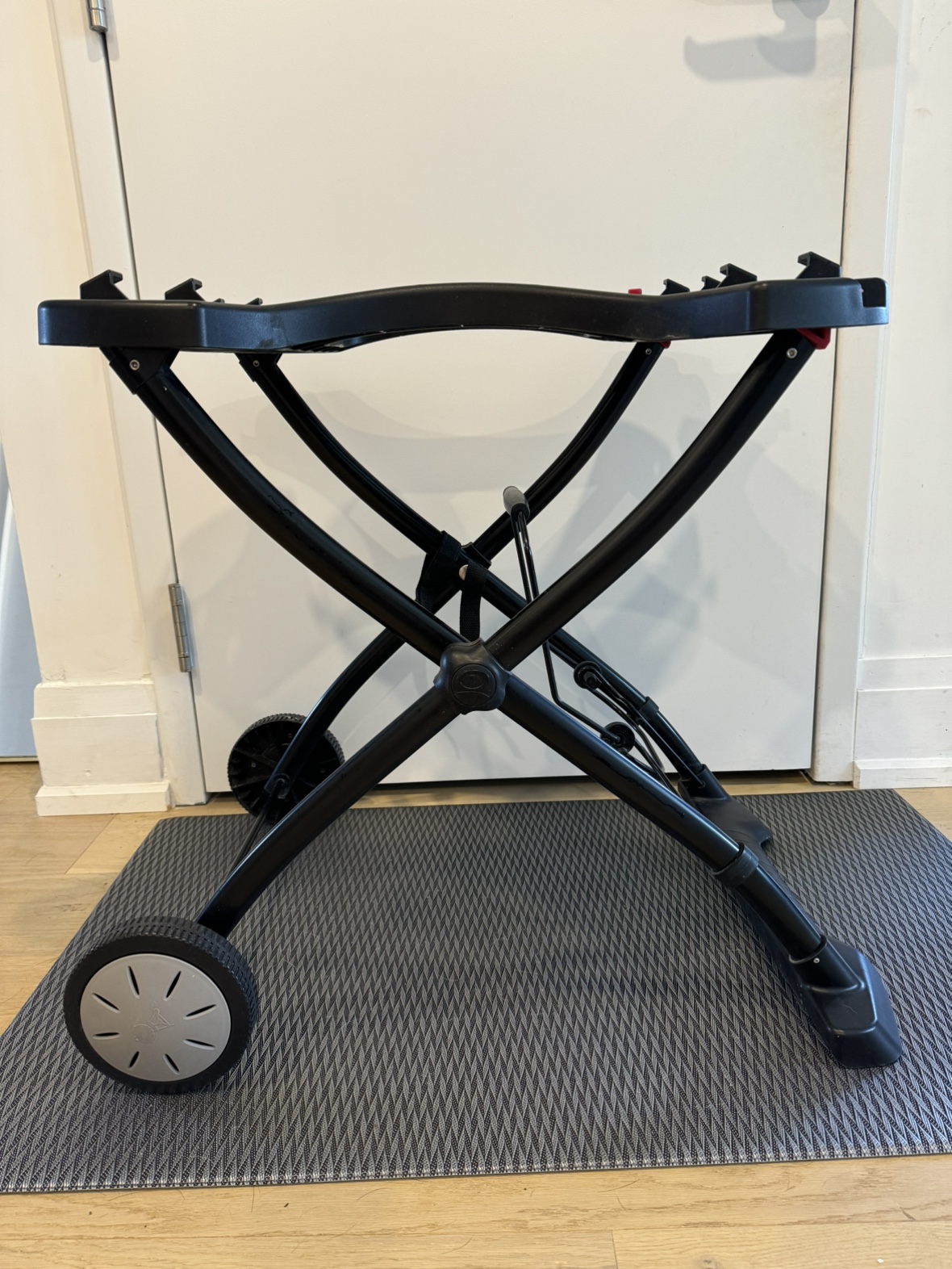 Weber Q Series BBQ Cover and Portable Cart/Stand - photo 5