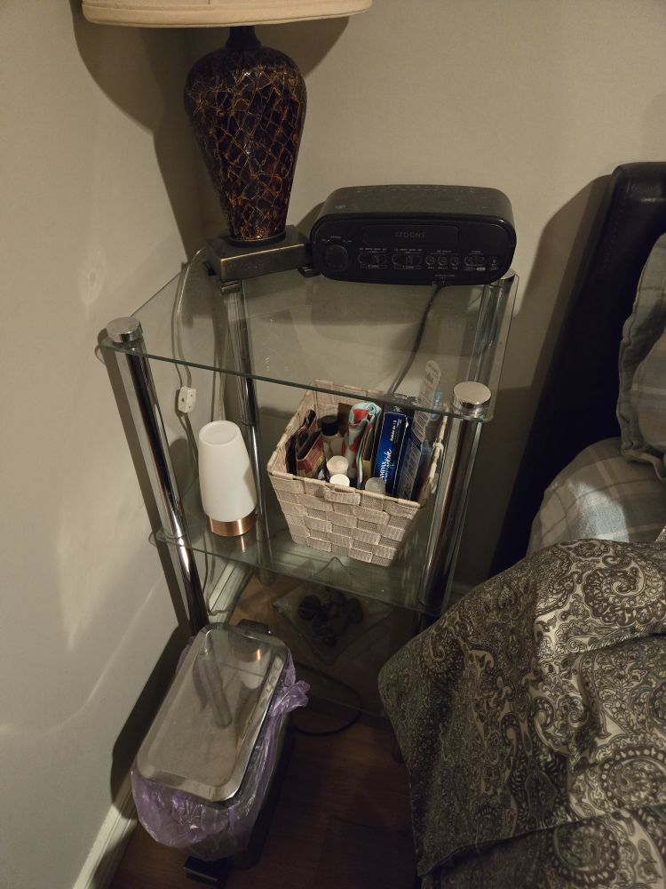 Side/end table