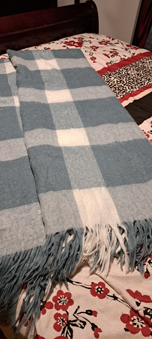 Beautiful Queen Blanket image indicator(3)