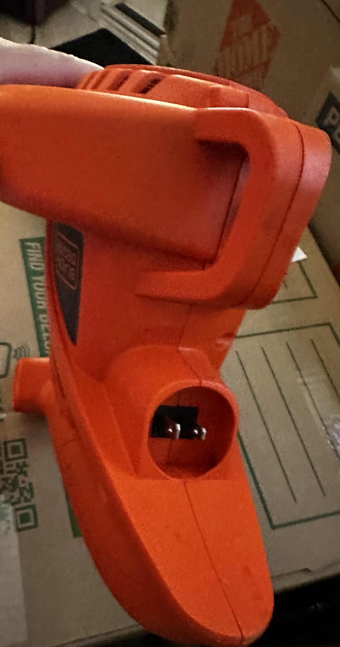 Black and Decker Leaf Blower - photo 3